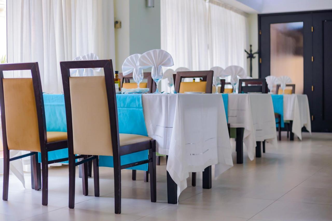 Hotel Continental Luanda Extérieur photo