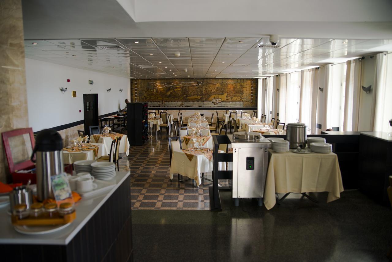Hotel Continental Luanda Extérieur photo